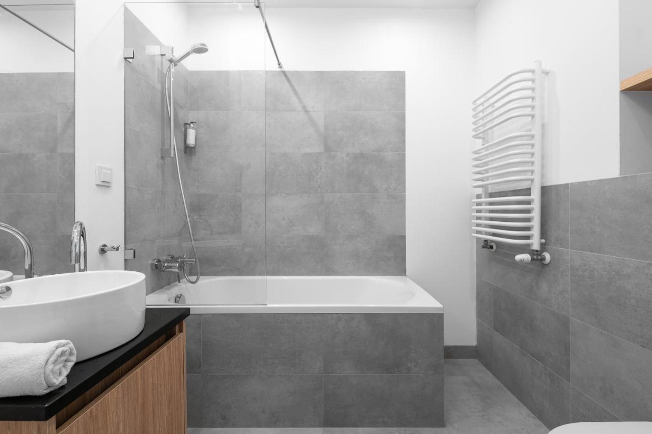 Warsaw Concierge Warszawa Zachodnia Apartment Exterior photo